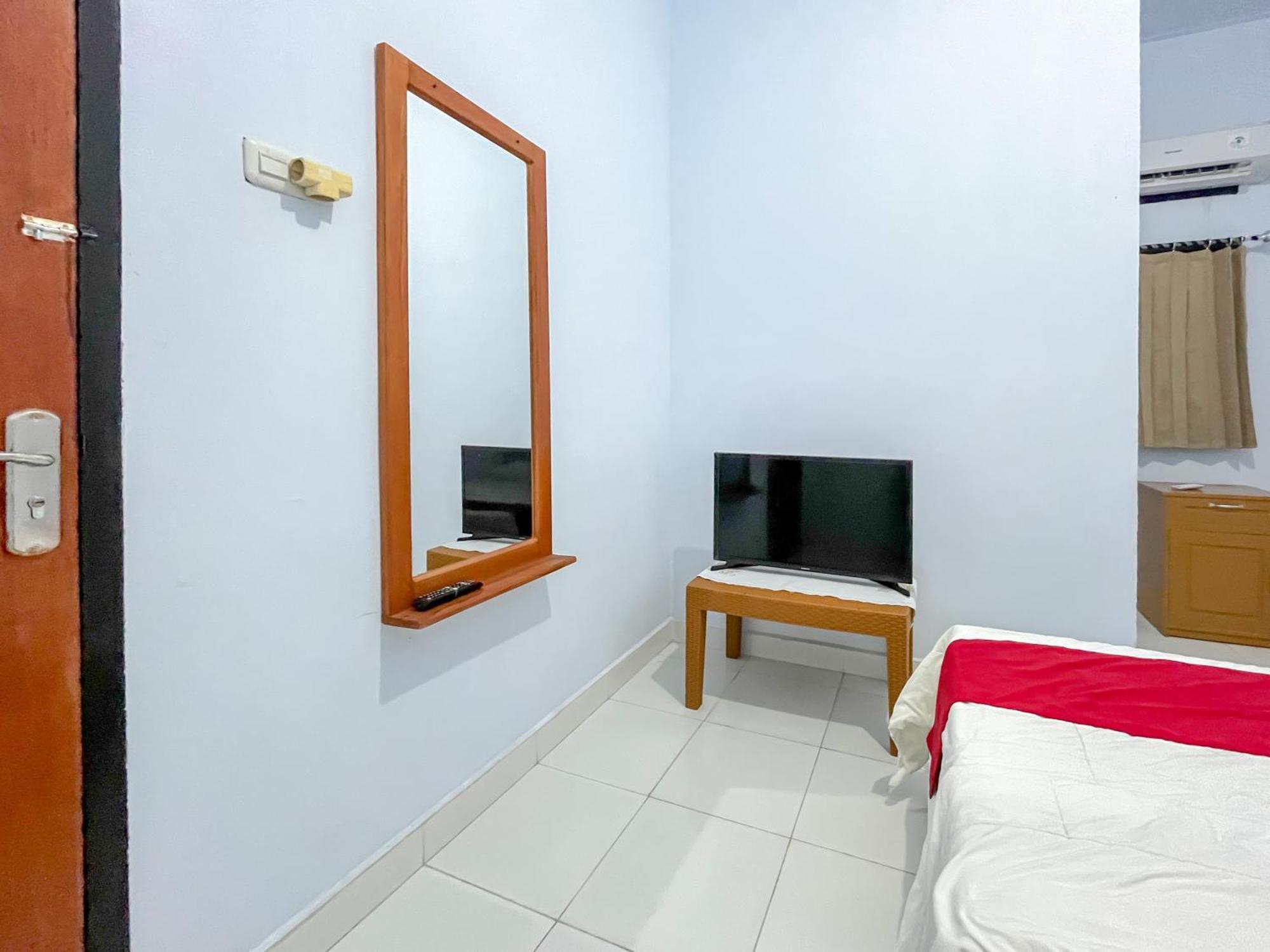 Reddoorz Syariah At Home Ampana Guest House Ampana Kota Kültér fotó